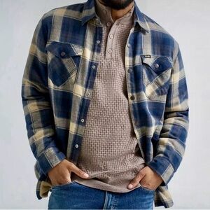 Wrangler Men’s Blue and Cream Plaid Sherpa Shirt Jacket, NWT